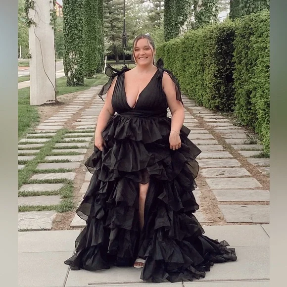 mollyevers | Dresses | Black Tiered Tulle Prom Dress | Poshmark